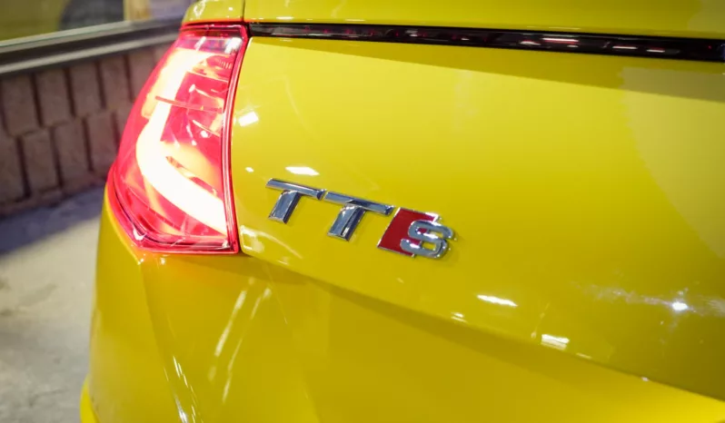 
								2016 Audi TTS Coupe Quattro full									