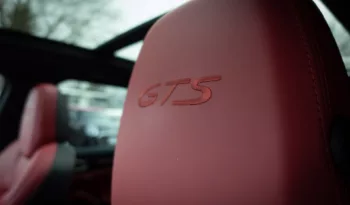 
									2017 Porsche Cayenne GTS full								