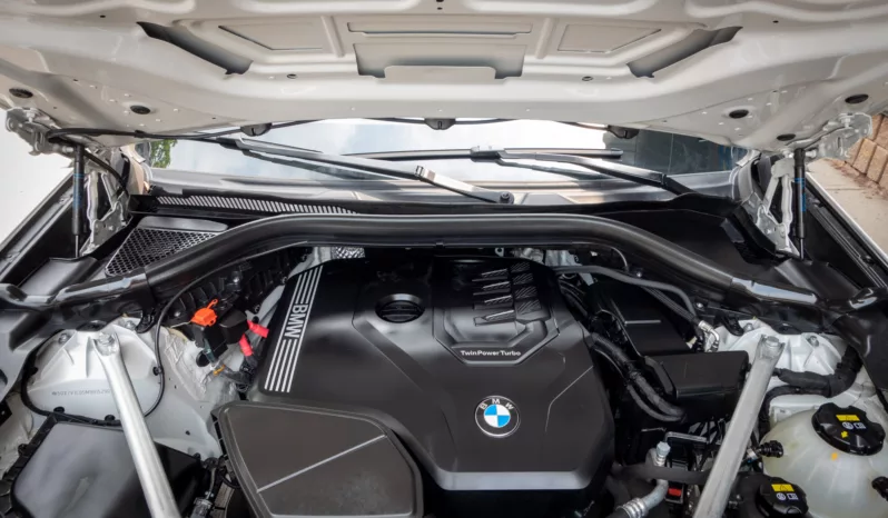 
								2021 BMW X4 30i xDrive M-Sport full									