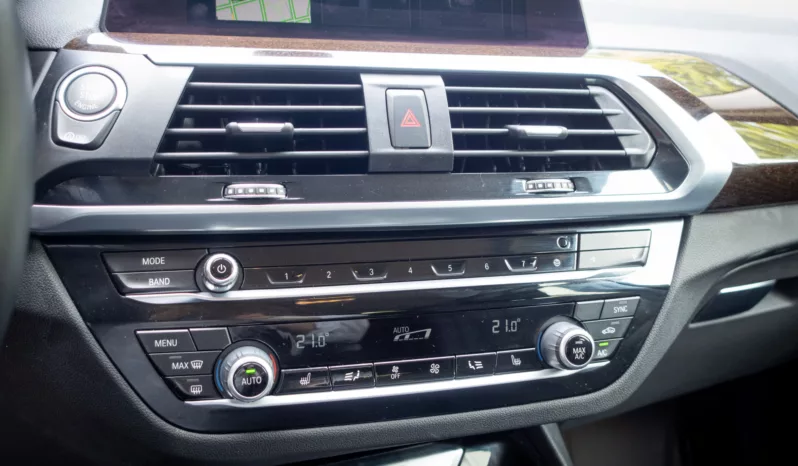 
								2021 BMW X3 30i xDrive full									