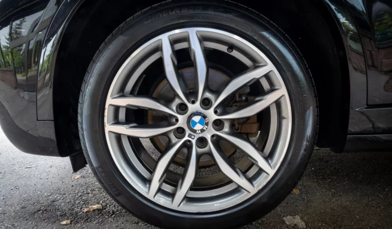 
								2017 BMW X4 28i xDrive M-Sport full									