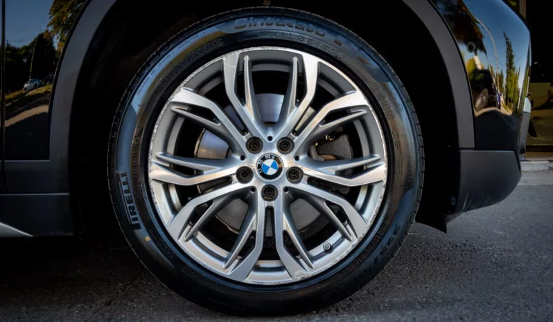 
								2019 BMW X1 28i xDrive full									